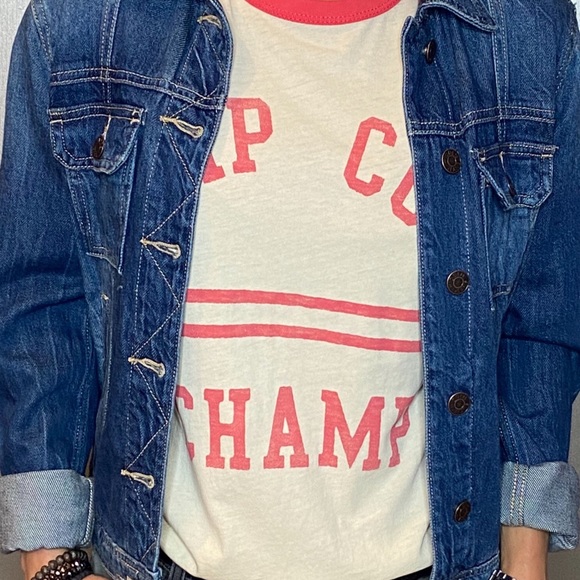 Flip Cup Champ graphic tee - Picture 4 of 4